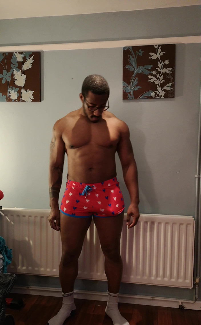 Amadeus: このショートパンツ、大好きです。アマデウス・モード