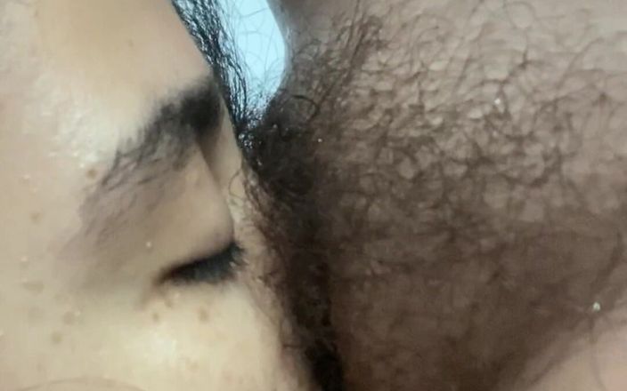 zoemelissa: Sorellastre sono sole e registrano un video hot per il...