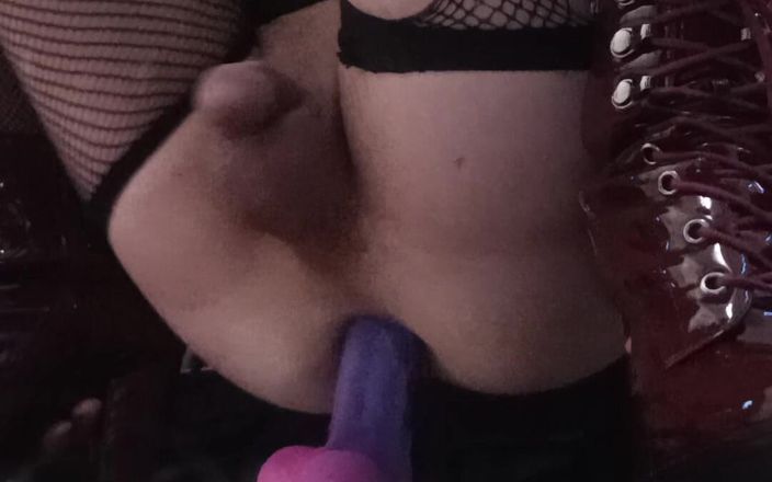 Sissy Alice: Sissy Alice