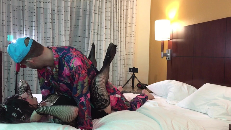 Jake Grand the man: Репер трахає гарячого кроссдрессера - добірка 2