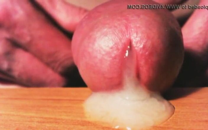 cameron000: Marea mea lovitură de spermă