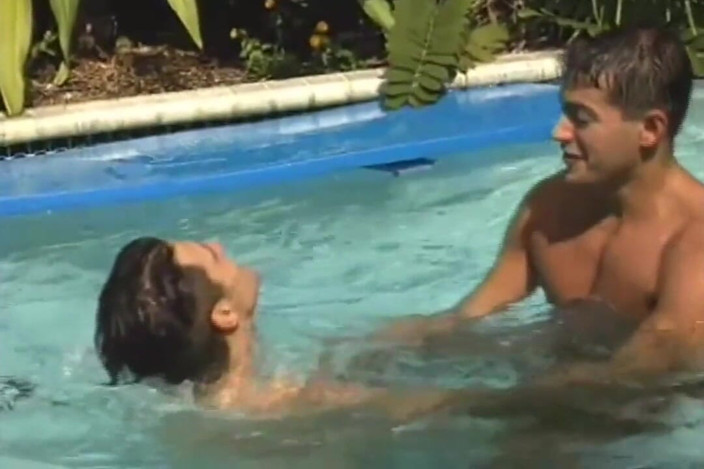 Gay X: Gay adventure in swimming pool!!!