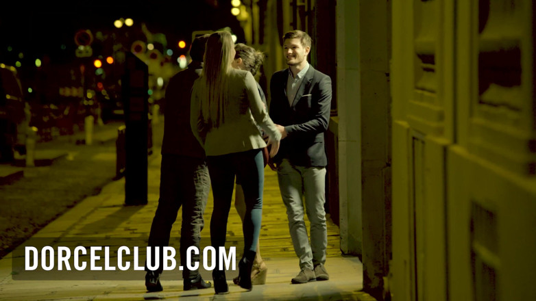 Dorcel Club: Clea Gaultier is playing with 2 guys in the bathroom of...
