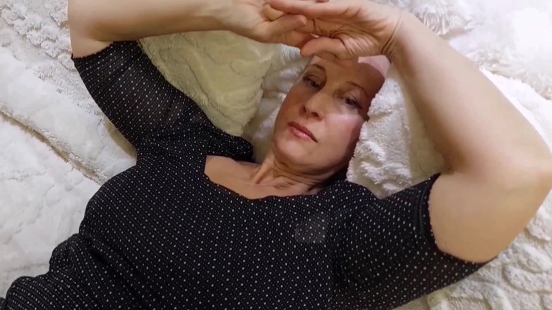 Selena701: Mature Blonde Wife Enjoys Sex After Flight