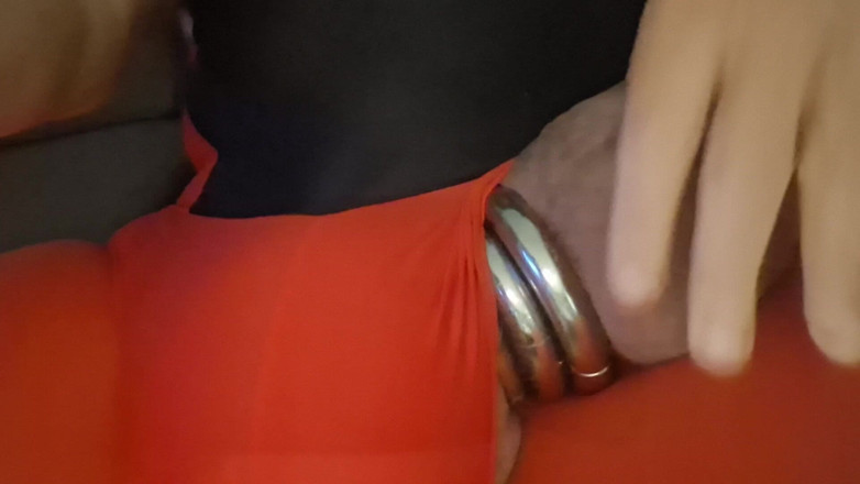 Monster_Meat_: Bosse rouge dans mon pantalon