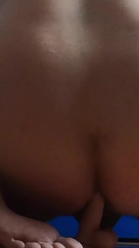 Mężczyzna anal dildo jazda