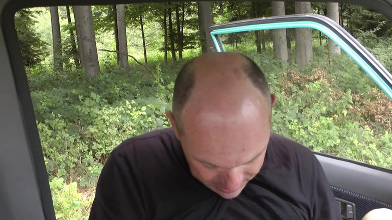 Vintagex: Brunette caldo succhia cazzone nero all'aperto e bionda fa pompino...