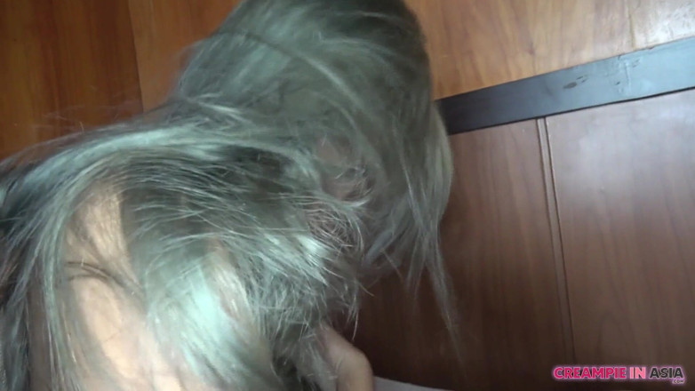 Creampie In Asia: A beautiful young girl was fucked an old man (50's). She...