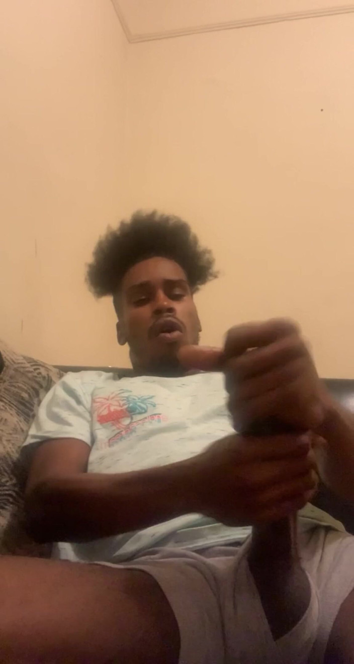 Prettyboy J: 2 handed jerk off
