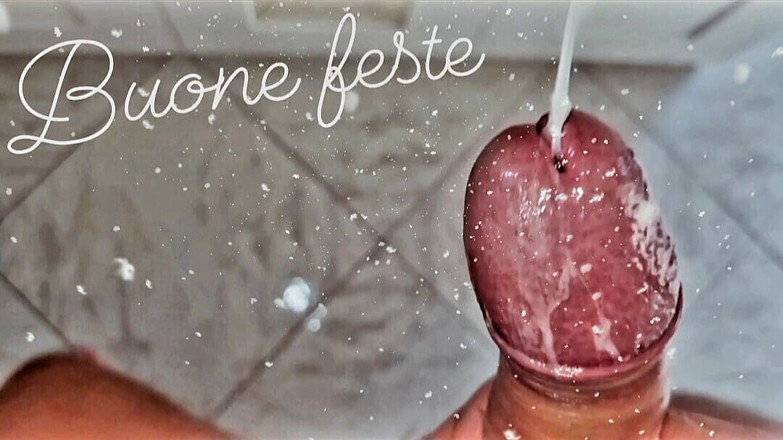 Alexander Audran: Seule à la maison | Seul à la maison - éjaculation de Noël avec une énorme...