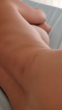 Un Mari Excité Donne À Sa Femme Une Douche De Sperme Appropriée - Gros Plan Sur La Chatte