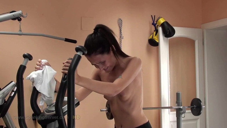 Spanking Server: Sissi bare back whip in the gym