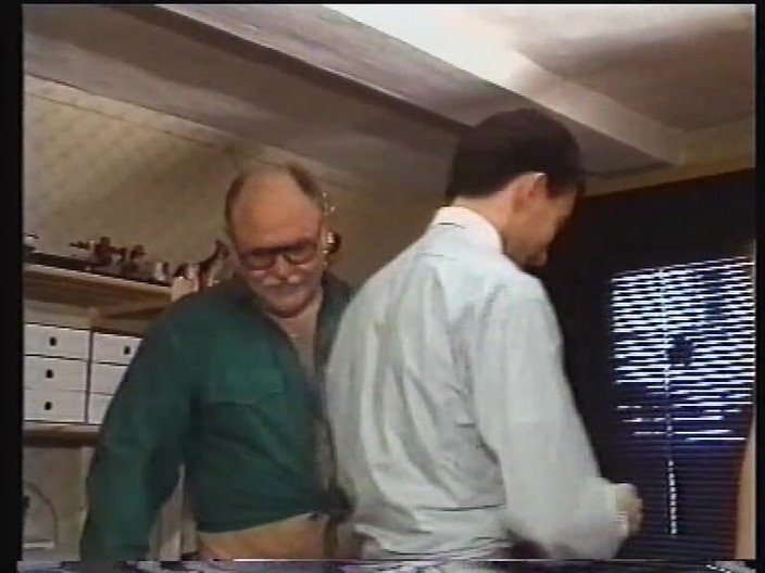 Vintage megastore: 狂野的复古三人行！