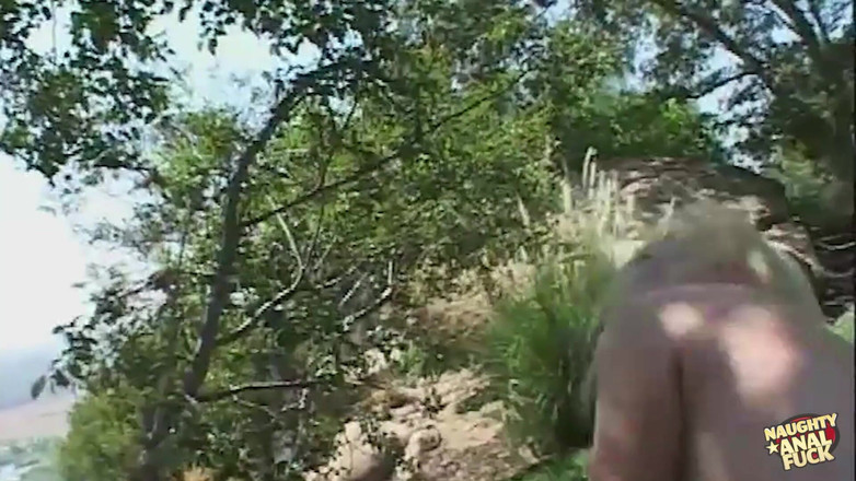 Naughty anal fuck: Alicia rhodes tapfer bekommt anal doggystyle im freien und wilde...