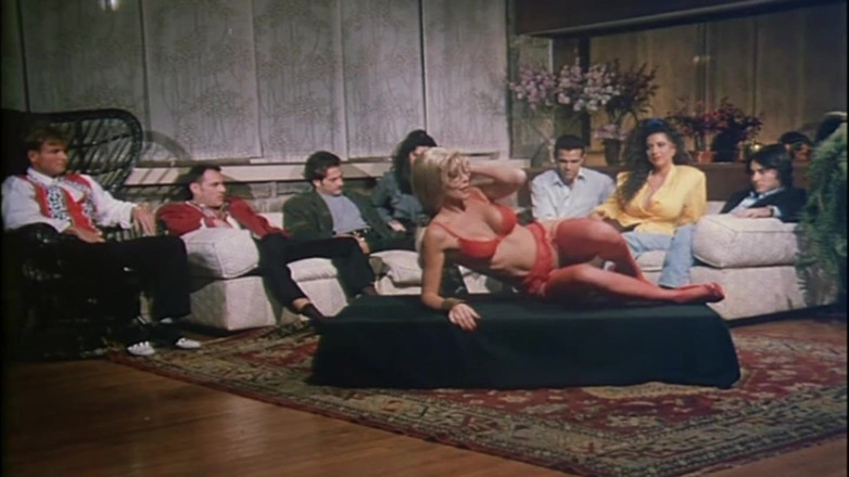 Inhonorof porn: Velká orgie k narozeninám Milly D'abbraccio