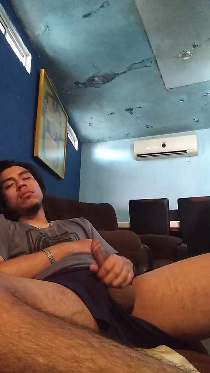 AlexAlejandro13: Guarda solo la mia faccia da bambina sexy
