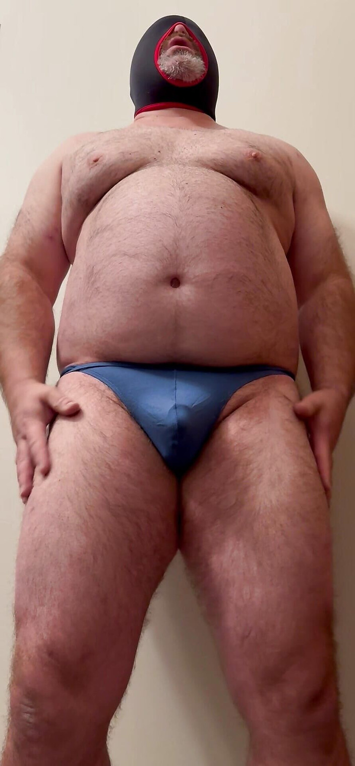 Anal Steve: Anál Steve škádlí s modrým g-řetězcem se spoustou špinavých řečí o lízání precum...