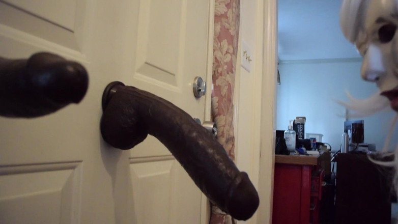 Jon Screcrow: Jon Scarecrow裸体被大黑屌巨大的假阳具插菊花