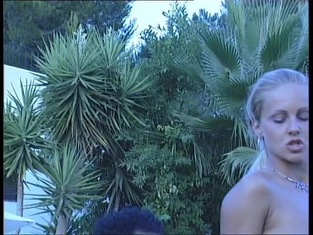 Lucky Cooch: Amazing blonde with round ass and nice natural tits gets...