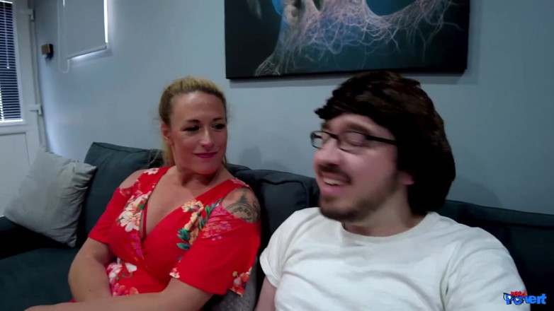 Nerd Pervert: Tilly Jackson - Isikan Bollock menghampiri