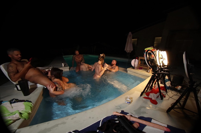 9 BlockVR: Hot Tub Live Orgy