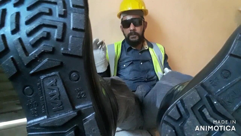 Stink HairyMale: Hairy construction worker (V00005)