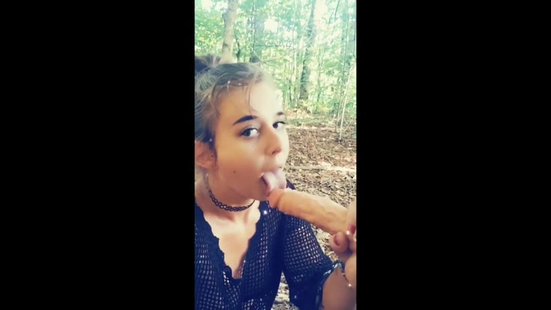 Alli Anderson: Venkovní kouření a hraní