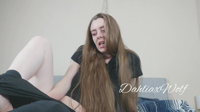 Dahlia Wolf: Nipple clamps submissive slut orgasms hard