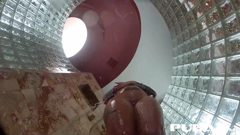 PUBA: Hot Shower BTS Fun With Christy, Dahlia and Ivan