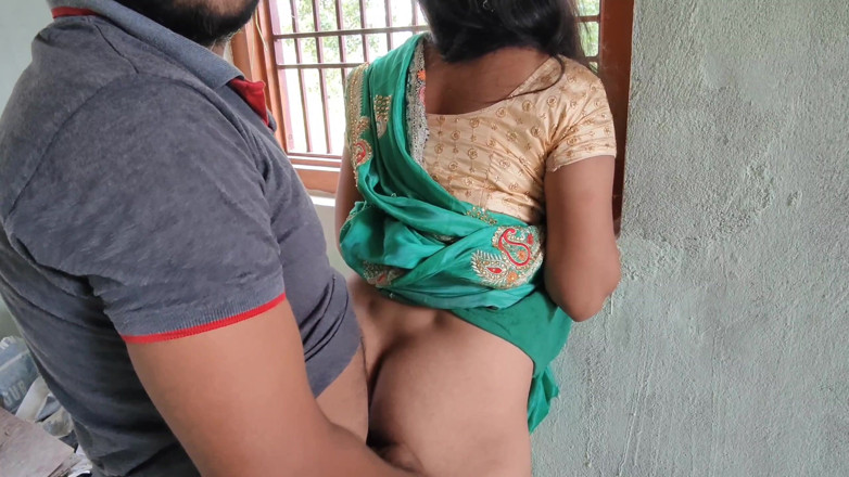 biharisonam: Stepsister-in-law Was Wearing a Saree and Was Wearing a Broom...