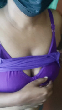 College Girl Showing Breast for Her Boyfriend