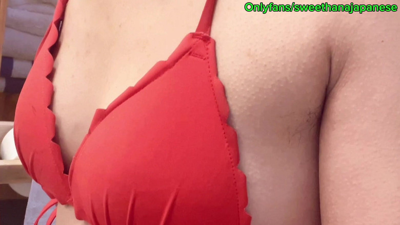 sweethanajapanese: La Ragazza Teenager Giapponese Va in Bagno per Sedersi E...