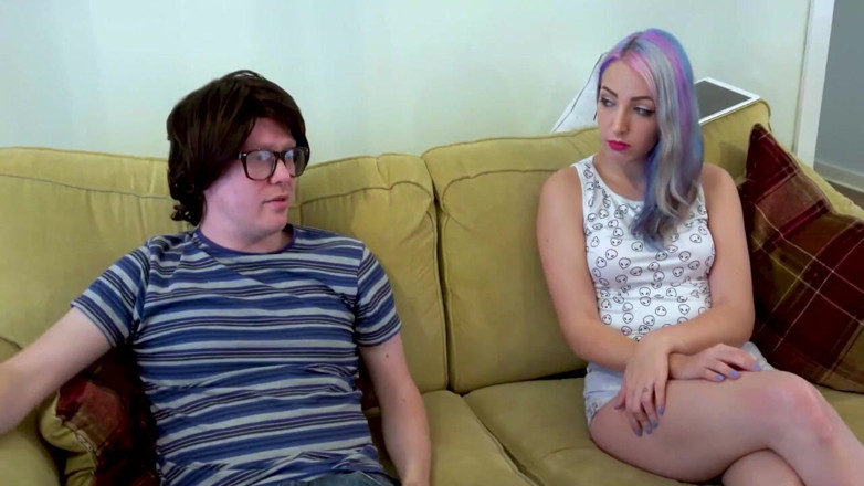 Nerd Pervert: Liz Rainbow - Flyby suce