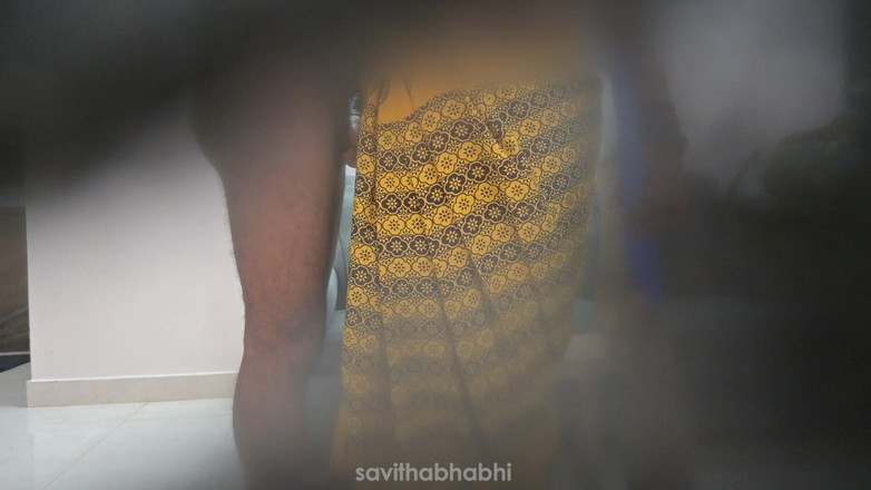 savithabhabhi: Горничная Joya Begum занимается сексом с арендодателем