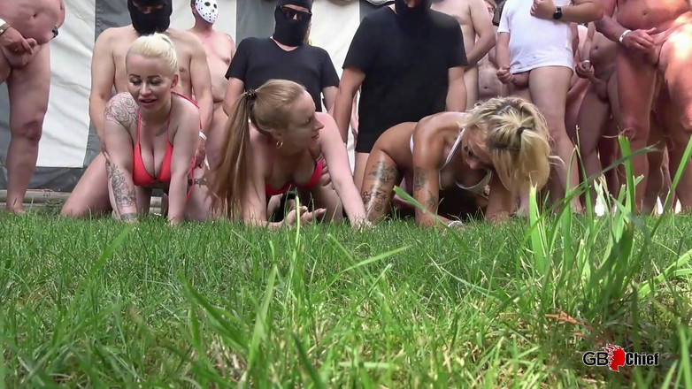 GangBang-Dream: 3 cumsluts för utomhus spermapaj gängknull