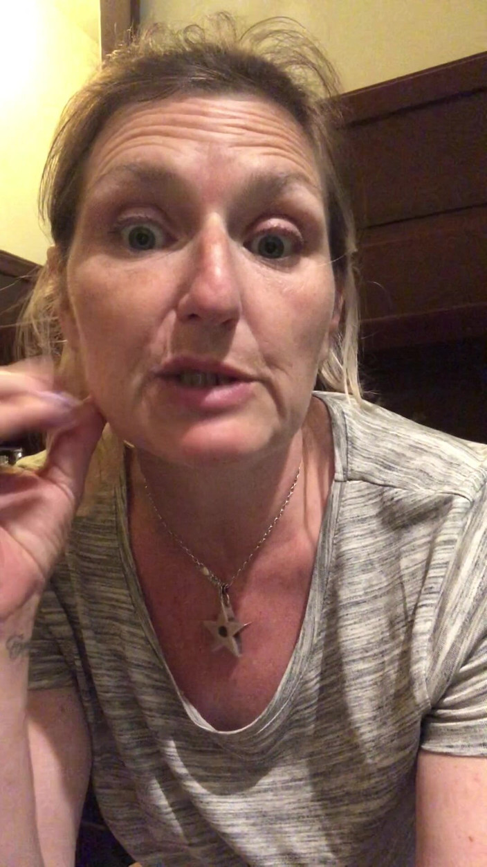 Pissing Paradise: Hampir ditangkap oleh orang asing