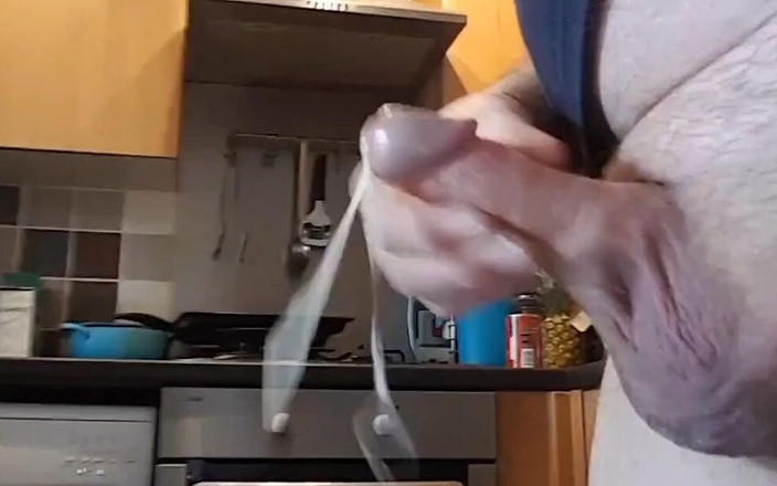 Dirtyoldgit: Trei ejaculări minunate mari