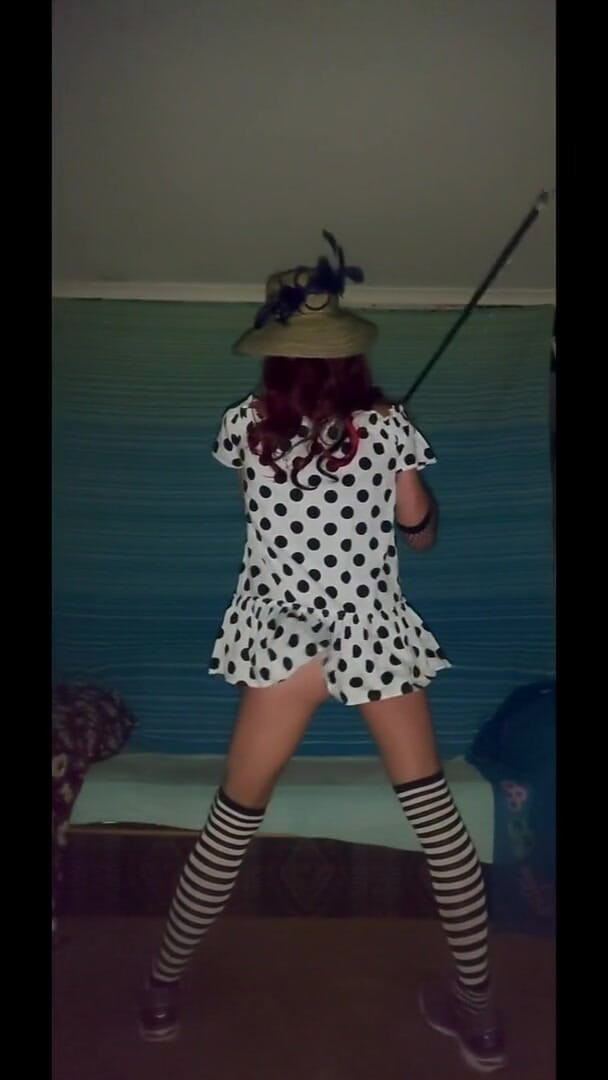 Lizzaali: Ooops i snagged myself testing my new rod