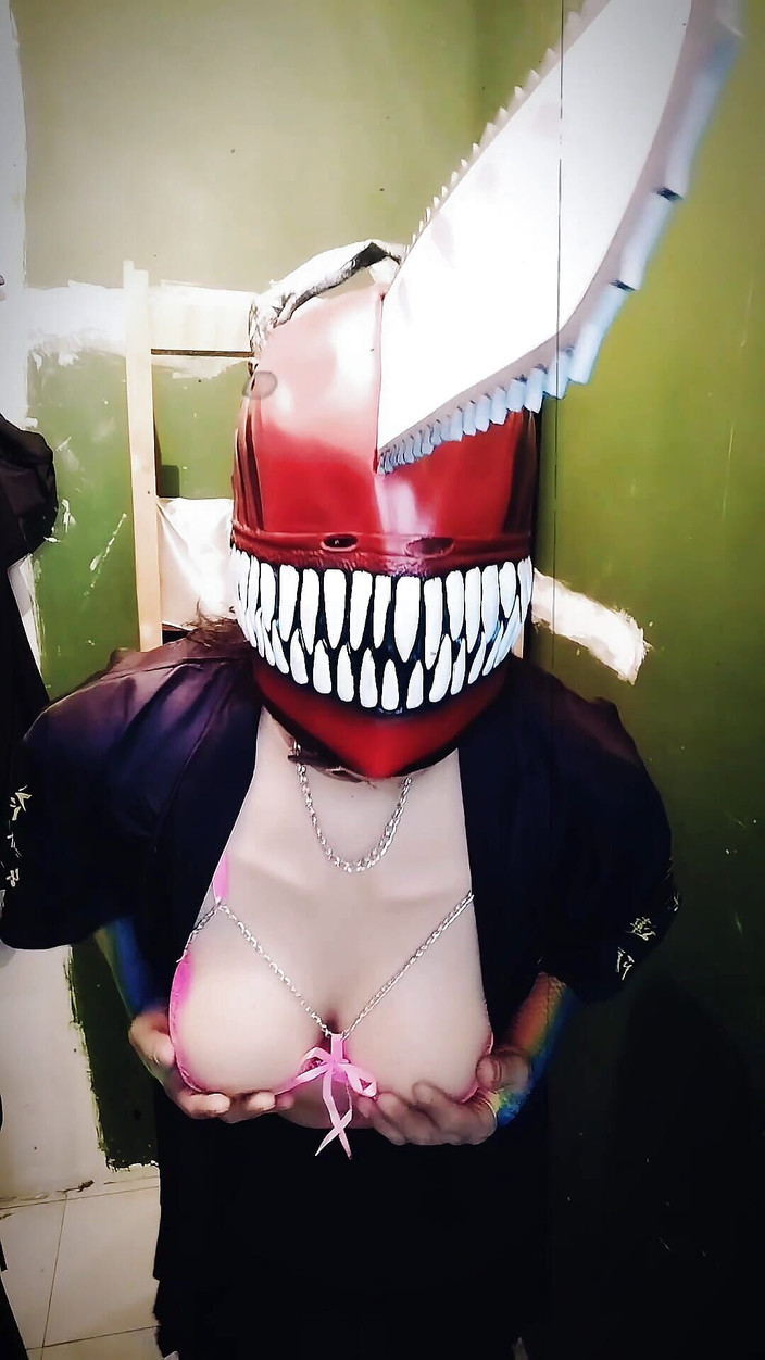 Ts Lucy Morningstar: Muž s motorovou pilou Sissygasm