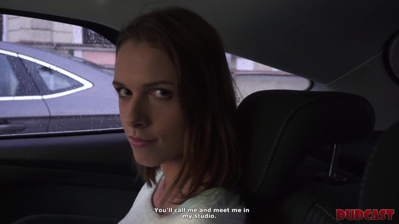 Dud Cast: Flexible Girl Fucked by Porn Agent