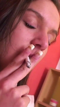 Ketrin Gate Smoking Fetish Scene