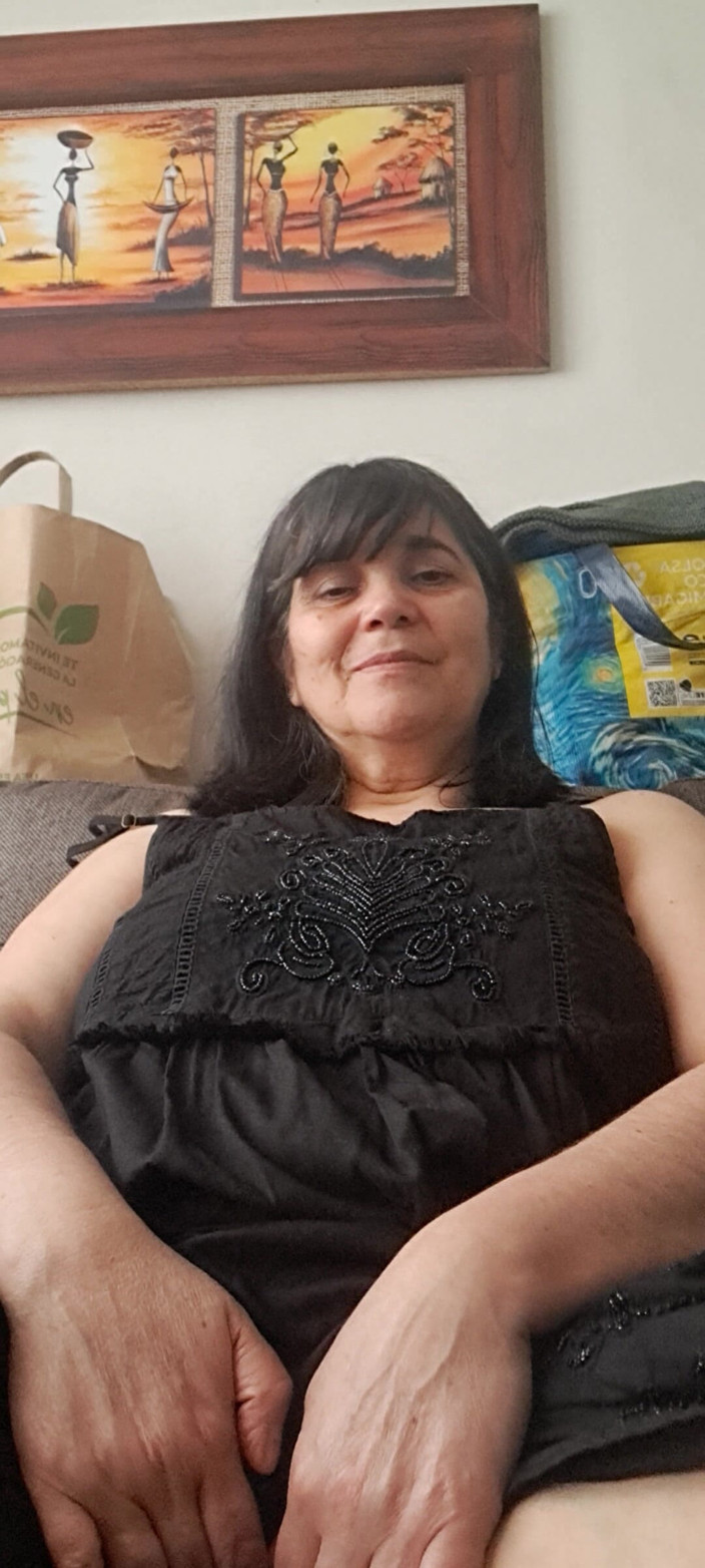 Mommy big hairy pussy: Ibu tiri matang dengan kemaluan berbulu