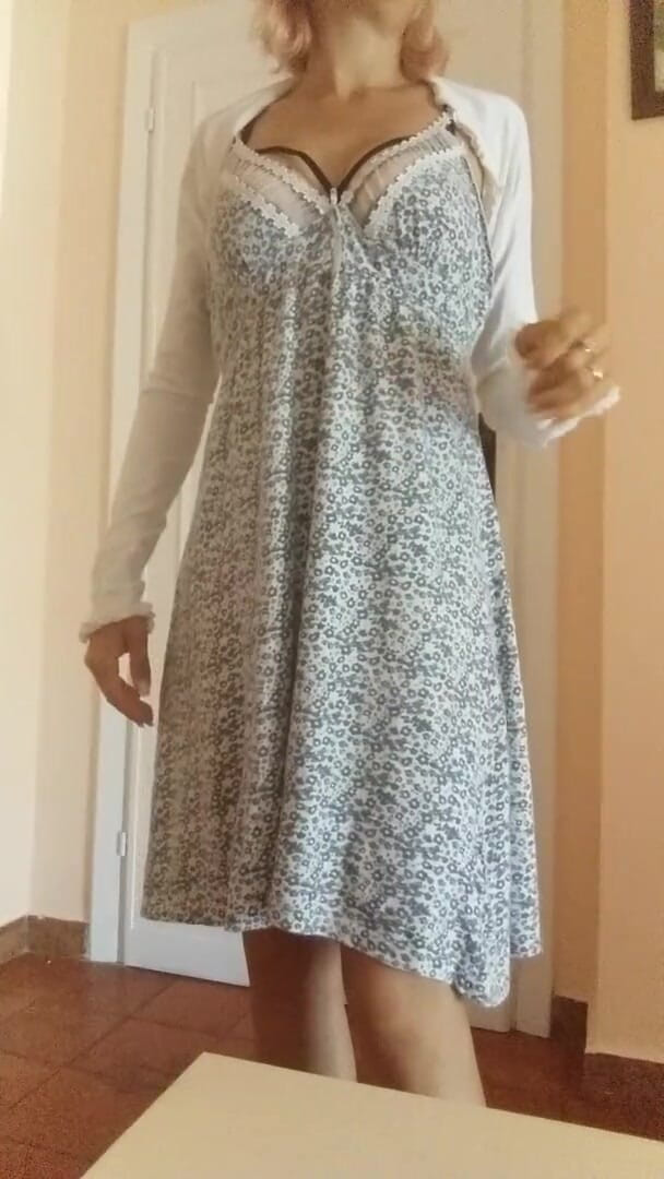 savannahamatoriale: Mẹ kế bắt gặp bạn sục cu!