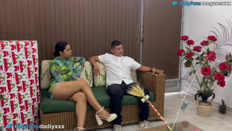 MeGanSxx: O curvă columbiană îmi suge pula