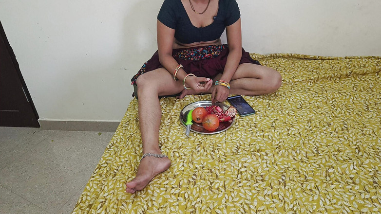 YOURAMRITA04: Indická sexy mladá desi vesničanka Bhabhi poprvé šuká s Deverem a...