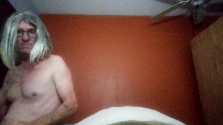 loveitall123499: ディルドで遊ぶこと、セックスとしゃぶり