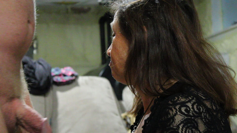 Candi Annie: Candi Annie Tüm Zamanların En Popüler Döl Yutma Videosu