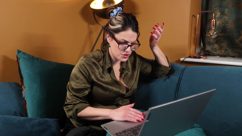 Countess diamond: पत्नी को आपका ब्राउजिंग इतिहास मिलता है - कामुक शर्मसार करने वाला अपमान