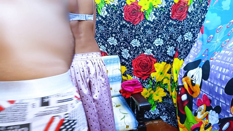 Rakul008: भारतीय महिला अपने प्रेमी के साथ शरारती हो जाती है कठिन चुदाई