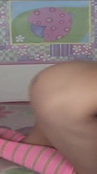 Hot Blonde Surfer Girl Lil Lexy Is Masturbating and Pleasuring